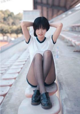 亚洲艾草AV_HD视频大全