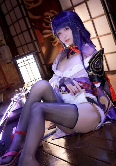 欧洲美女与动交zozzo_电影无删减版
